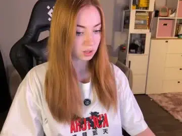 Chaturbate Live Sex Cam of lina_witch
