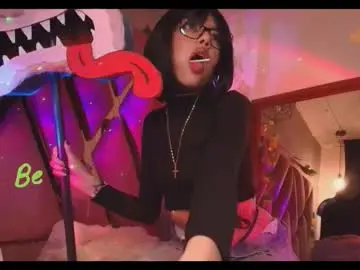 Chaturbate Live Sex of viollettaa_
