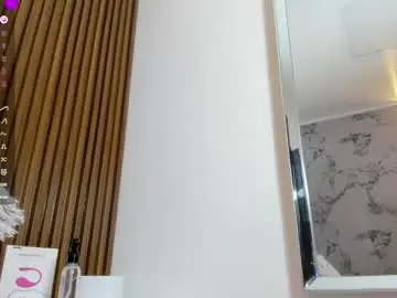 Chaturbate Watch Live Sex Cams of luciamadison