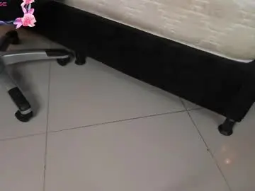 Chaturbate Watch Live Sex Cams of scarletbaker__