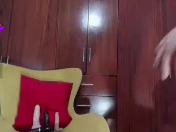 Chaturbate Sex Cam of carly_grasso