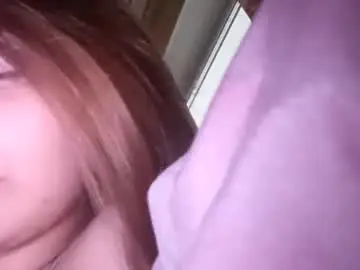 Chaturbate Sex Cam of marylynreifsnider