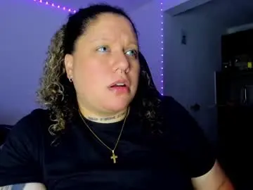 Chaturbate Live Sex Cam of mariana_smittt