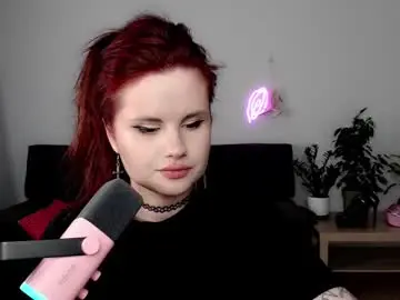 Chaturbate Nude Webcam of dellacrush_