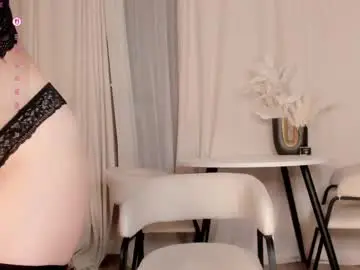 Chaturbate Adult Video Chat of philomenacutsforth