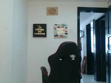 Chaturbate Free Porn Cam of liamiler01_