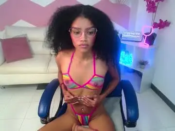 Chaturbate Adult Webcam of adisson_petite1