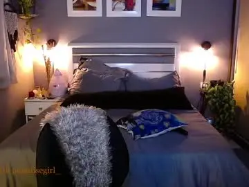 Chaturbate Best live sex cam show of paradisegirl_