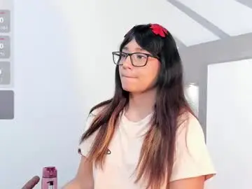 Chaturbate Best live sex cam show of alismith11