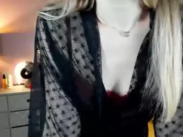 Chaturbate Private Sex Chat of mia_luxx92