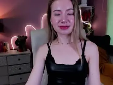 Chaturbate Watch Live Sex Cams of mia_luxx92