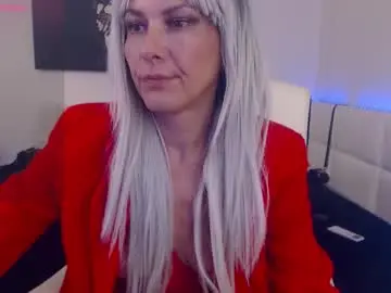 Chaturbate Live Sex of mistressevelyn_