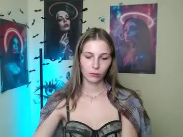Chaturbate Live Sex Cam of stranger_giirl