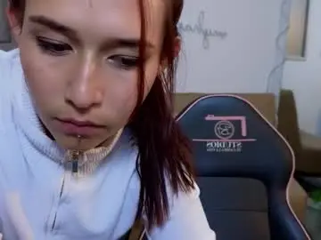 Chaturbate Live Sex Cam of rosee_tay