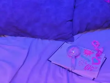 Chaturbate Live Sex Cam of hannahvianey
