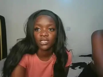 Chaturbate Live Sex Cam of stargirl_lia