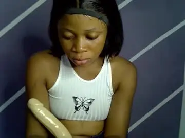 Chaturbate Sex Chat of rainbow_baby26