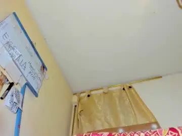 Chaturbate Watch Live Sex Cams of emmawuilian