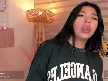 Chaturbate Live Porn of missesmeralda