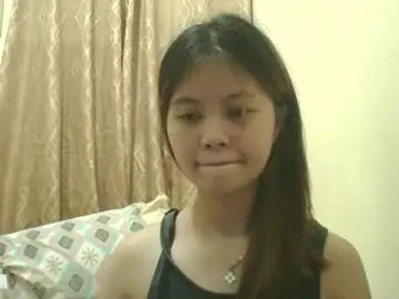 Chaturbate Live Sex Cam of kylie1177