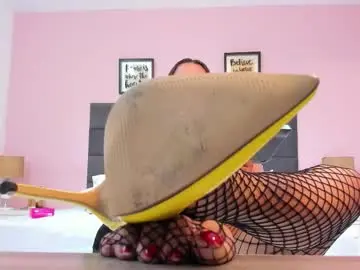 Chaturbate Best live sex cam show of sophiaqueens