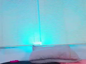 Chaturbate Live Sex Cam of adaris_w