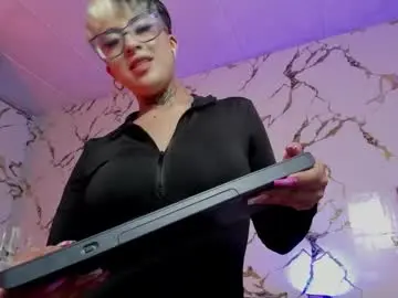 Chaturbate Adult Video Chat of rebeka_baker