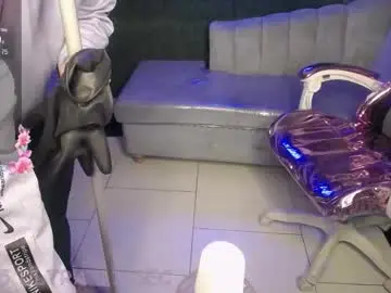 Chaturbate Live Sex of helaluxe_v