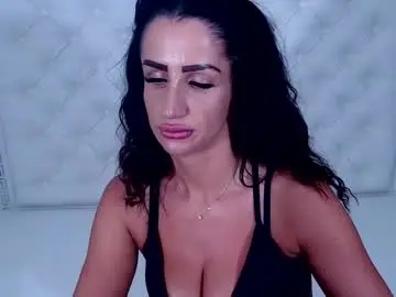 Chaturbate Free Live Porn of medeeabee