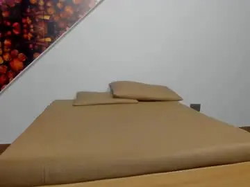 Chaturbate Free Porn Cam of miiaabrownn_