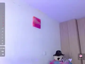Chaturbate Live Sex Cam of natalie_juice