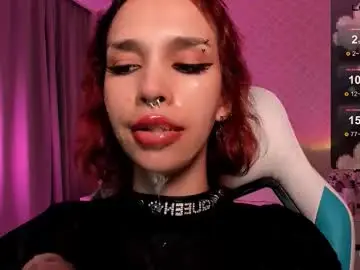 Chaturbate Free Live Porn of leylanoir