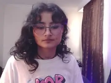 Chaturbate Free Porn Cam of lili_clan