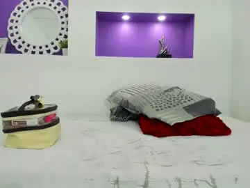 Chaturbate Live Sex of denisse_logan