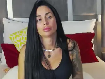 Chaturbate Best live sex cam show of laravoss