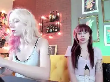 Chaturbate Live Sex Cam of misapage