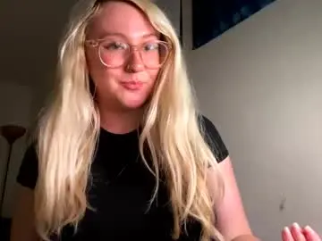 Chaturbate Adult Video Chat of vanillapuddingpie
