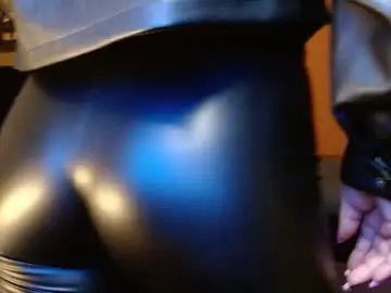 Chaturbate Free Porn Cam of nathy_latex07