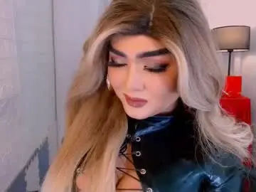 Chaturbate Best live sex cam show of luxsasha