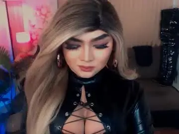Chaturbate Free Live Porn of luxsasha