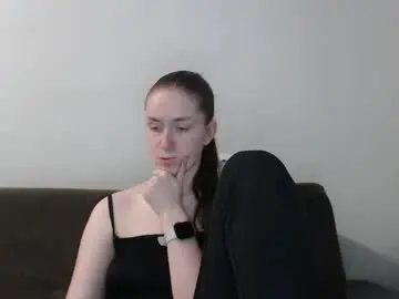 Chaturbate Live Sex Cam of lily_love_x