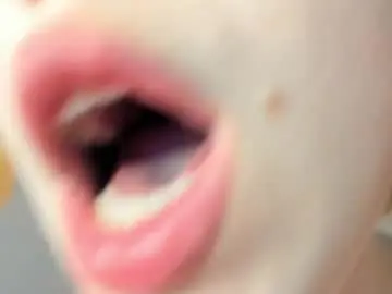 Chaturbate Sex Cam of sweet_mia666