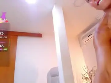 Chaturbate Sex Cam of ivi_lopez