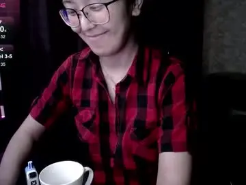 Chaturbate Live Sex Cam of brightssmiles