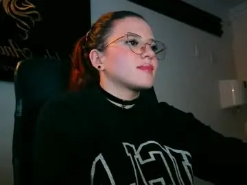 Chaturbate Sex Cam of ema_04