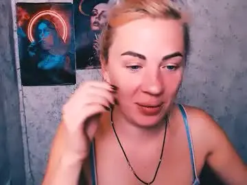Chaturbate Free Porn Cam of alinafrey_