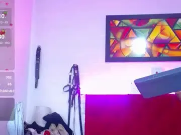 Chaturbate Watch Live Sex Cams of louise_nails