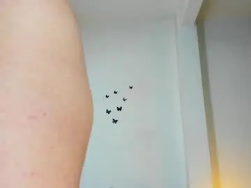 Chaturbate Live Sex Cam of riley_skye_