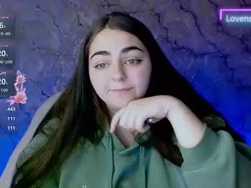 Chaturbate Live Sex Cam of ellies_8
