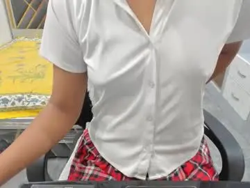 Chaturbate Adult Webcam of sexy_doll_1_